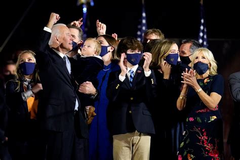 Joe Biden Grandchildren Pics 2020 : Joe Biden Attends The Confirmation ...