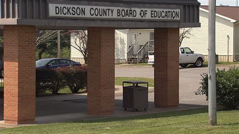 Dickson County Schools create program for students without internet | WKRN News 2