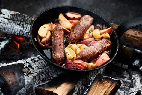 Fried Plant-Based Sausage with Apples and Onions