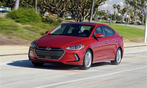 Hyundai Elantra Turbo Sport (2017) - Double Apex