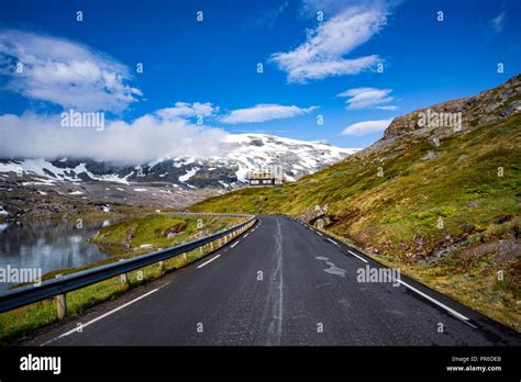 Mountain road in Norway Stock Photo - Alamy