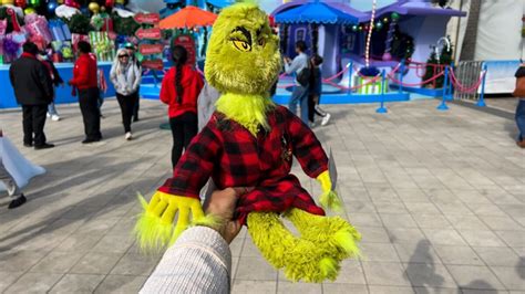 PHOTOS: Celebrate All Things Grinchmas with The Grinch Popcorn Bucket ...