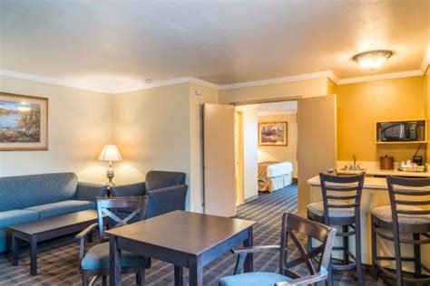 Best Western Inn & Suites - UPDATED 2018 Prices & Hotel Reviews ...