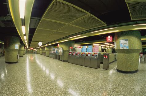 Wan Chai MTR Station | Dragages Hong Kong