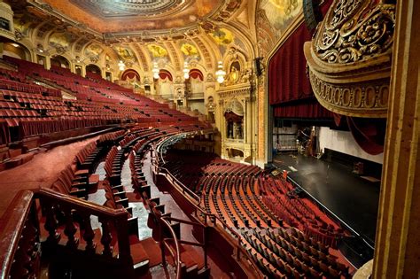 Chicago Theater-attend a play | Theatre interior, Chicago architecture ...