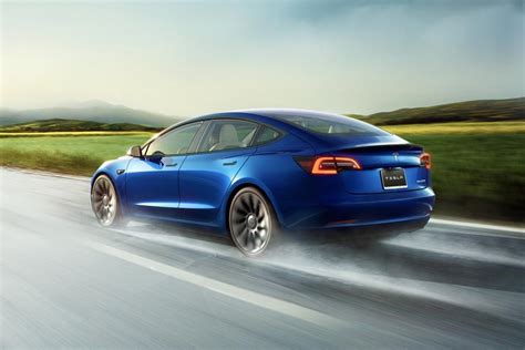 2022 Tesla Model 3 price and specs | CarExpert