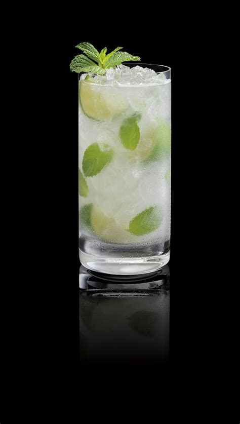 BACARDÍ Mojito Cocktail Recipe - Bacardi UK