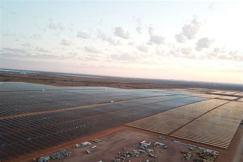 R5 billion solar projects pushing ahead in South Africa – BusinessTech