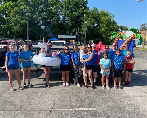 2023 Frontier Days Parade — RiverHills Bank