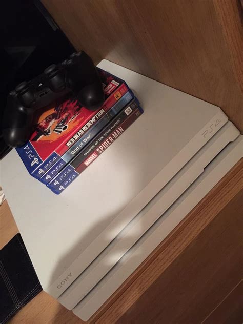 PS4 Pro White | in Scunthorpe, Lincolnshire | Gumtree