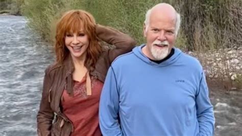 Reba McEntire Says It Wasn't Love At First Site For Her And Rex Linn