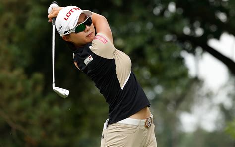 Hyo Joo Kim takes three-stroke lead in Marathon Classic - Golf Canada