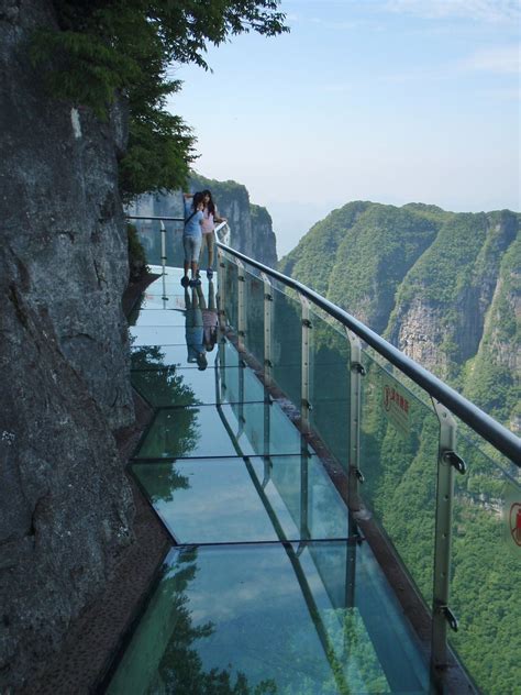 Dangerous glass walkway on Tianmen Mountain,... | Tianmen mountain, Places to travel, Glass walkway