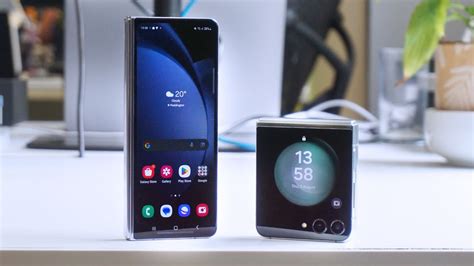 Samsung Galaxy Z Fold 5 vs Samsung Galaxy Z Flip 5: top to bottom or across the middle | TechRadar