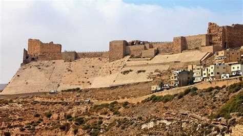 Kerak: Discovering the Enchanting Legacy of a Crusader City.