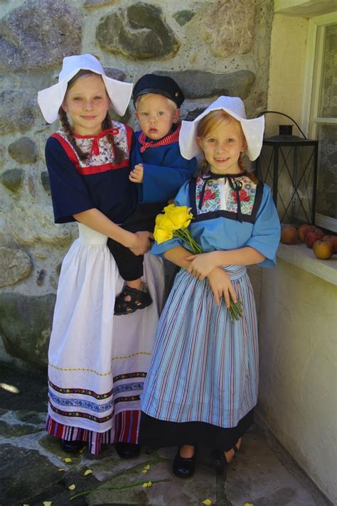 Bells and Whistles: Cute Little Dutch Children