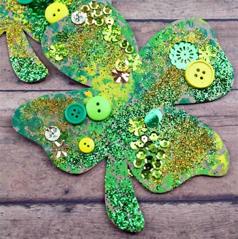 St. Patrick's Day Crafts For Kids To Have Indoor Fun - Run To Radiance