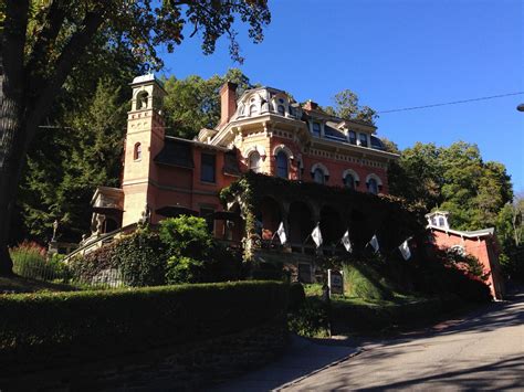 Harry Packer Mansion - WanderDisney