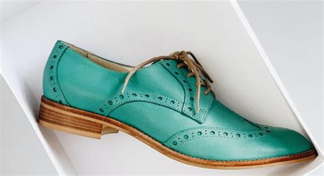 Fashionable Shoes For Men Color Scheme » Image » SchemeColor.com