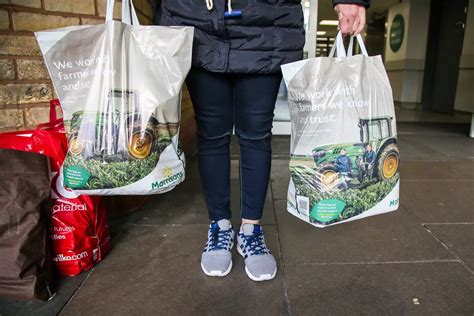 Shoppers are having their bags searched at Sainsbury’s after using self service tills - UK News ...