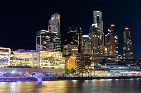 Premium Photo | A view of the city of melbourne at night