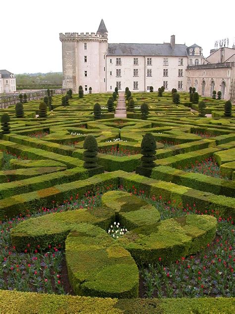 Barefoot in Paris | Beautiful gardens, French garden, Castle