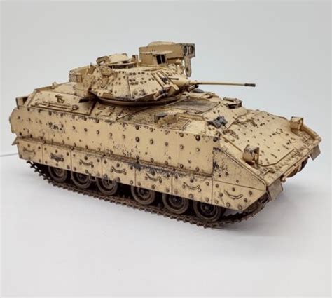 1:35 Scale Built Painted Plastic Model US M2a2 Bradley IFV Iraq M2 Tank | eBay