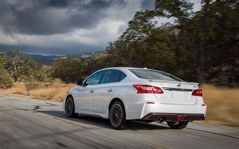 2018 Nissan Sentra NISMO Image. Photo 28 of 61