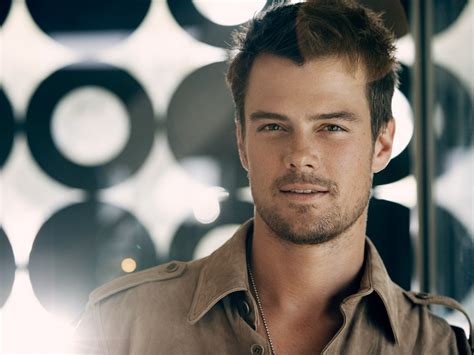 MOST BEAUTIFUL MEN: JOSH DUHAMEL