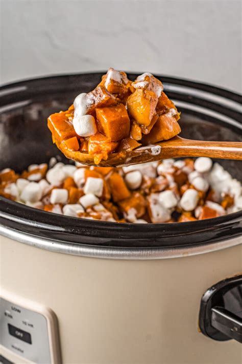 Crockpot Sweet Potatoes with Marshmallows | The Novice Chef