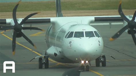 ATR-72-600 | Air New Zealand | Landing and Close-up at Wellington - YouTube