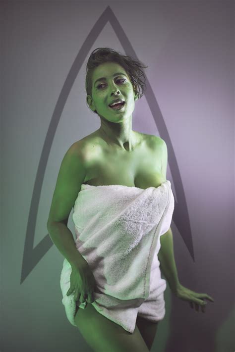 Vampisaurus - My Pin-up take on towel Tendi, from Star... | Facebook