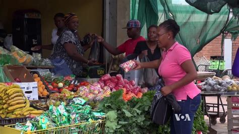 Study Finds Traditional African Markets as Safe as Supermarkets