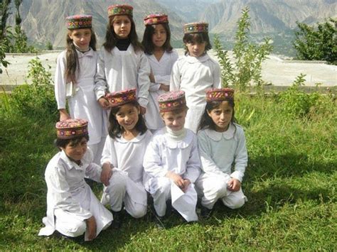 Pictures Folder of Gilgit Baltistan : Girls Presenting Traditional & Cultural Dress of Gilgit ...