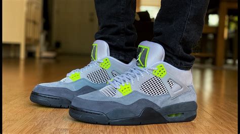 Air Jordan Retro 4 SE “95 Neon” Review & ON FEET - YouTube