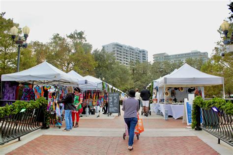 Farmer's Market at Lake Eola