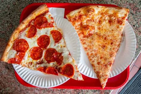 New York Pizza Guide | The Best Pizza in All 5 Boroughs | 2foodtrippers