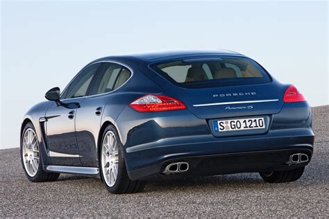 10,000th Porsche Panamera rolls off the production line