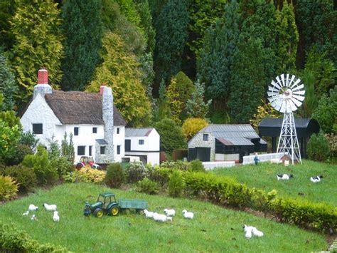 Babbacombe Model Village - 28/12/2012 - YouTube