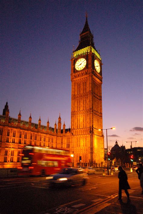 Nighttime walk to Big Ben Night Photography, Travel Photography, London Eye At Night, London ...