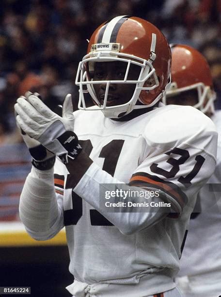 Cleveland Browns Frank Minnifield Photos and Premium High Res Pictures - Getty Images