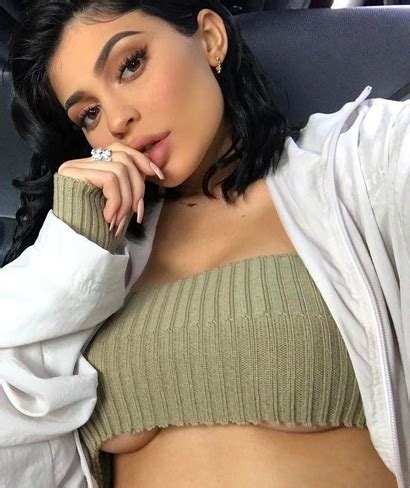 Kylie Jenner's Instagram Underboob - The Hollywood Gossip