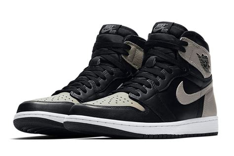 Official Images of the Air Jordan 1 Retro High OG "Shadow" Have Emerged ...