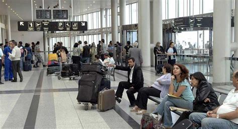 7 million passengers at the airport. Flights fully booked in December ...