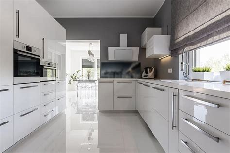 28 Modern White Kitchen Design Ideas (Photos) - Designing Idea