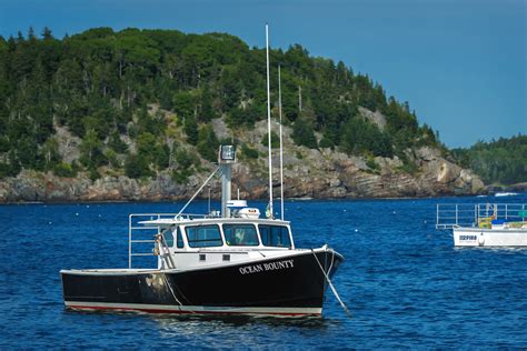 Lobster Boat in Bar Harbor, Maine | Bar Harbor is a town on … | Flickr