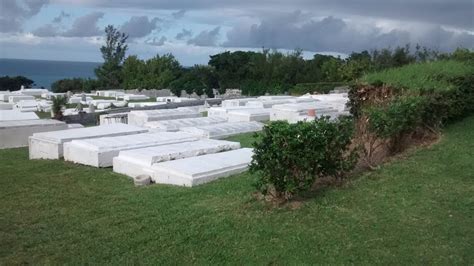 The Cemeteries of St. Thomas, Tortola, Bermuda, and Newport - The ...