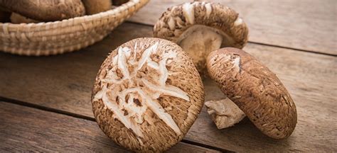 Shiitake Mushrooms Benefits, Nutrition, Recipes and Side Effects - Dr. Axe