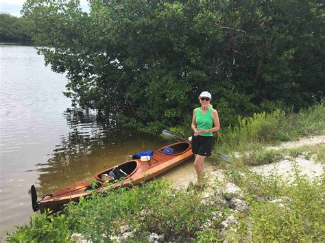 Ding Darling National Wildlife Refuge kayak trip into Hardworking Bayou – Tres Goes Riding