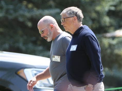 Bill Gates and Jeff Bezos photographed at the Sun Valley 'billionaire ...